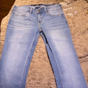 Hollister super skinny women’s jeans